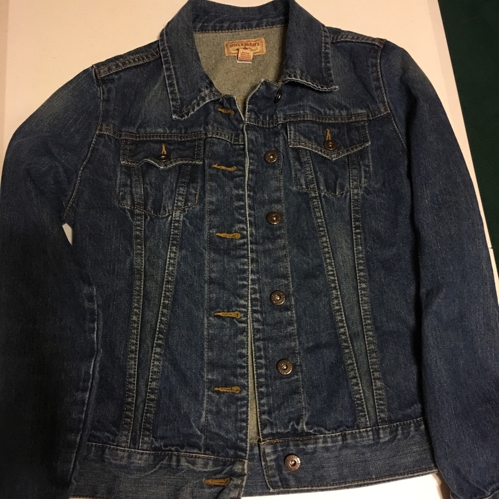 Women’s denim jacket.
